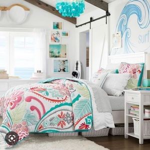 POTTERY BARN TEEN OCEAN BLOOM FULL-QUEEN COMFORTER WITH 2 PILLOW SHAMS